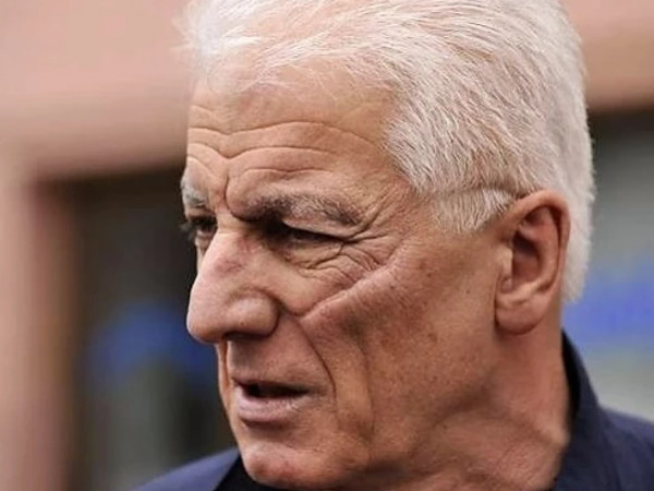 თამაზ მეჭიაური