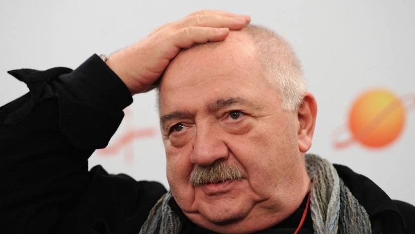 რობერტ სტურუა