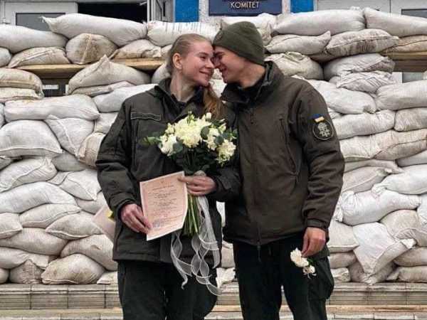 იქოპრწინეს