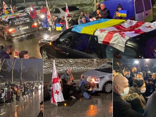 გმირები