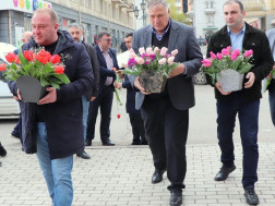 9 აპრილი