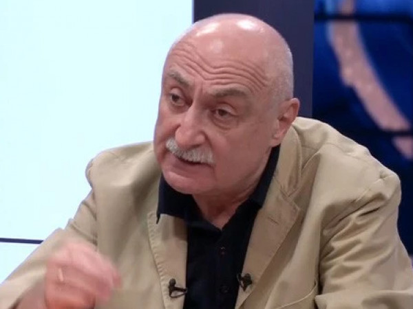 ლადო კახაძე