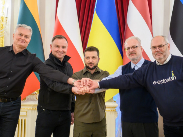 უკრაინა