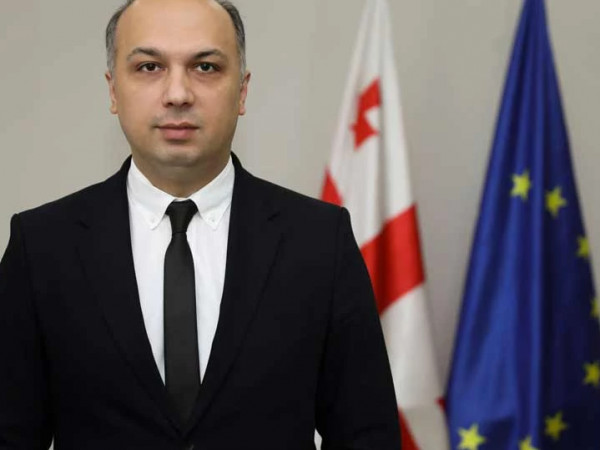 ლადო