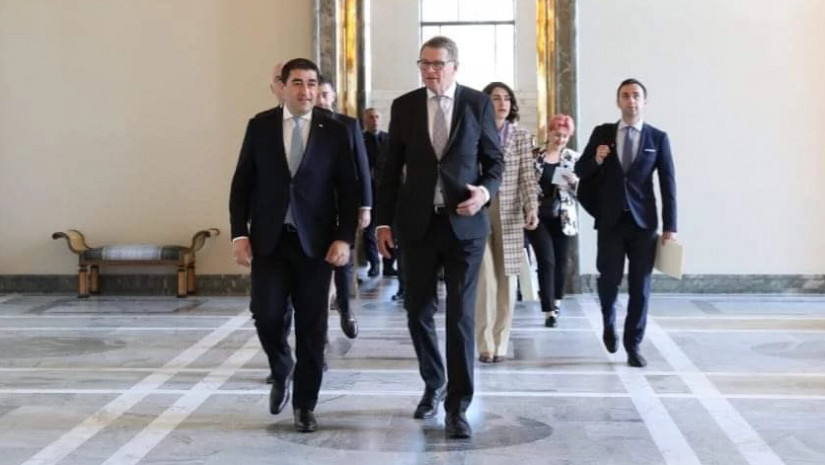 პაპუნაშვილი პაპუნაშვილი