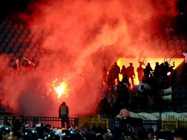 apetqeba stadionze