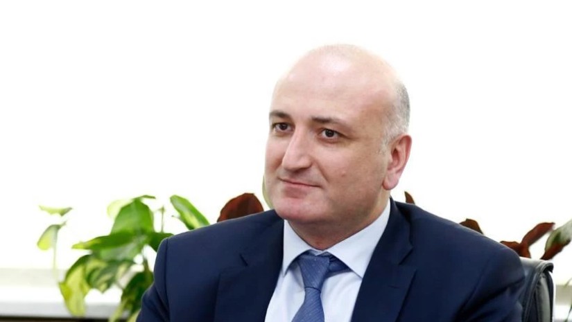 ZURAB AZARASHVILI ZURAB AZARASHVILI