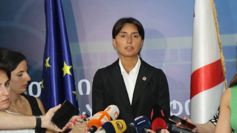 ნინო ლაცაბიძე