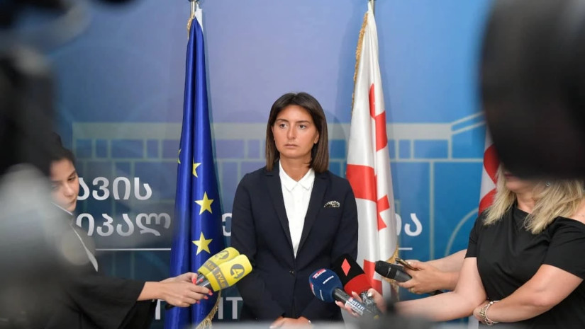 ნინო ლაცაბიძე ნინო ლაცაბიძე