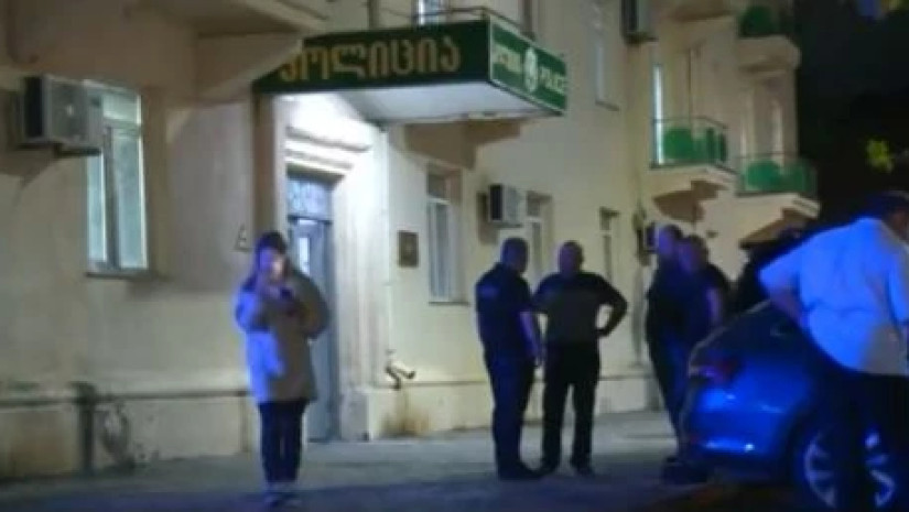 პოლიცია პოლიცია