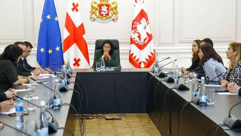 სალომე ზურაბიშვილი სალომე ზურაბიშვილი