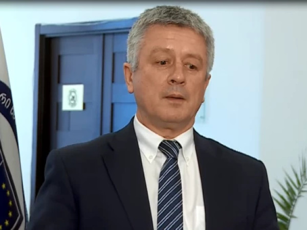 დევიდ ლი