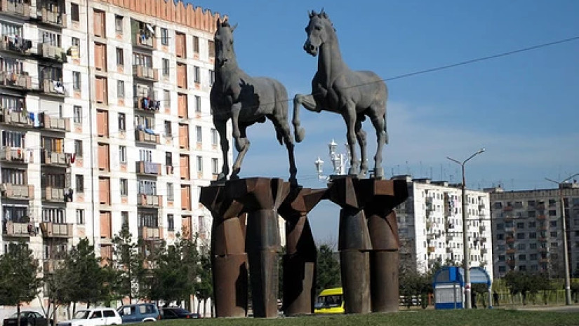რუსთავის ცხენები რუსთავის ცხენები