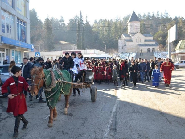 ალილო