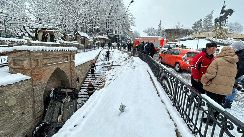 ავარია