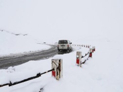 გზა თოვლი