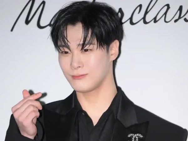 Moonbin