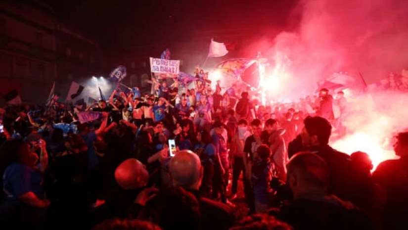 ნაპოლი