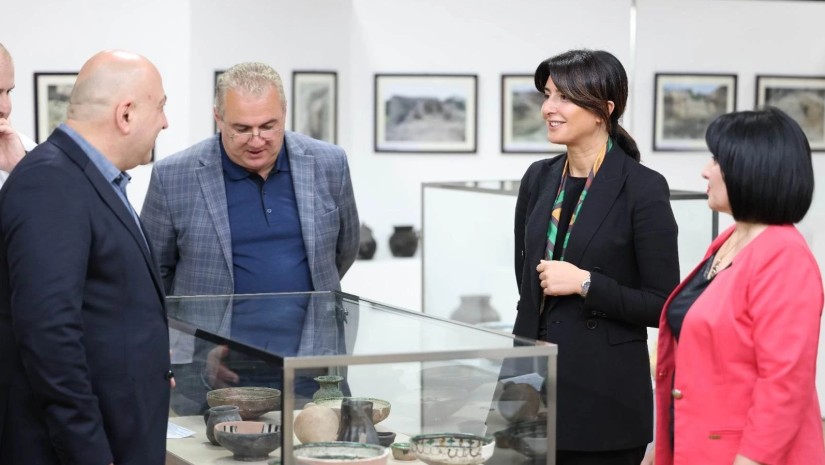ნინო ლაცაბიძე
