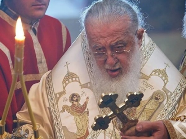 ვრცელდება პატრიარქის კურთხევა