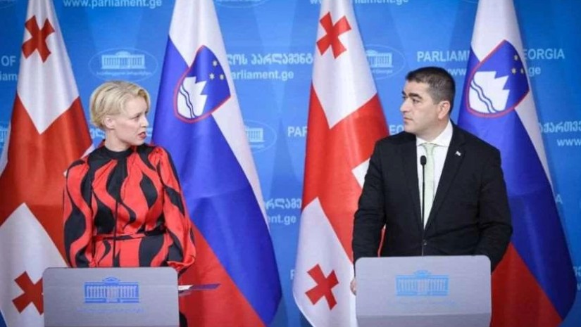ურშკა კლაკოჩარ ზუპანჩიჩი და პაპუაშვილი ურშკა კლაკოჩარ ზუპანჩიჩი და პაპუაშვილი