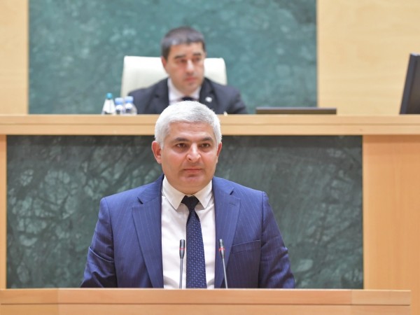 გიორგი სოსიაშვილი პრეზიდენტს გიორგი სოსიაშვილი პრეზიდენტს