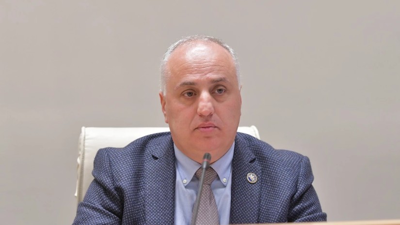 დიმიტრი ხუნდაძე ოპოზიციას