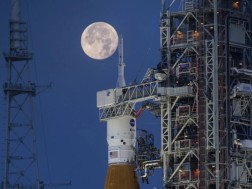 NASA-მ მთვარეზე პირველი პილოტირებული მისიის გაშვება 1 წლით გადადო
