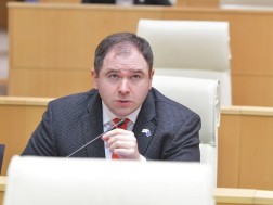 ნიკოლოზ სამხარაძე