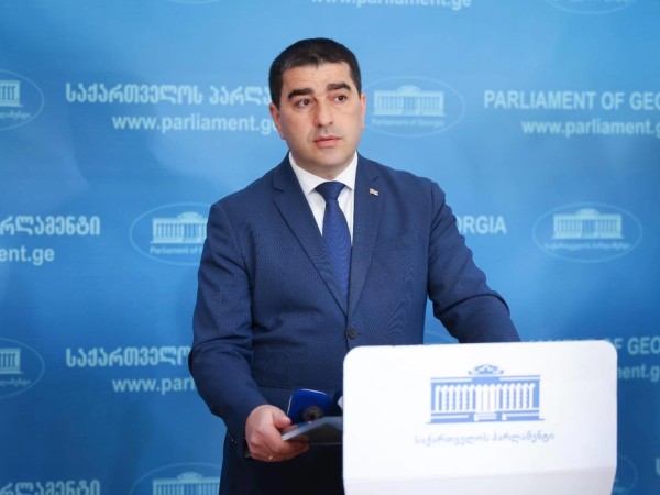  შალვა პაპუაშვილი