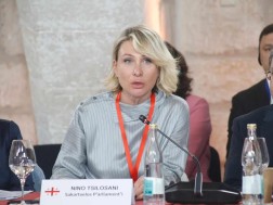 ნინო წილოსანი