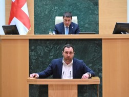 ირაკლი კირცხალია