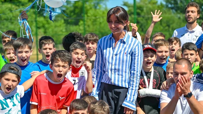 ნინო ლაცაბიძე 