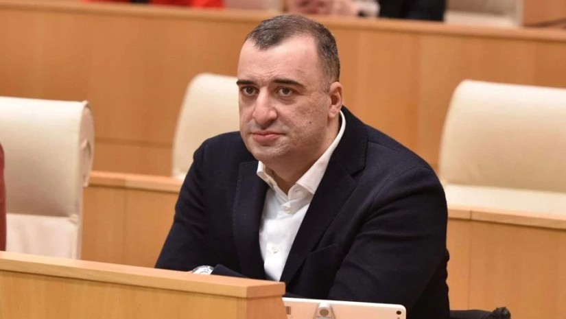 რატი იონათამიშვილი რატი იონათამიშვილი