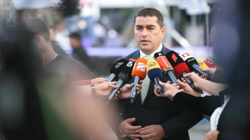 შალვა პაპუაშვილი