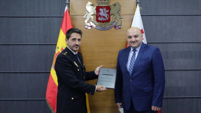 ალექსანდრე დარახველიძე ალექსანდრე დარახველიძე
