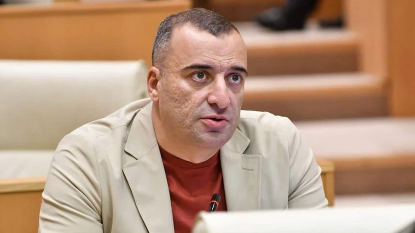 რატი იონათამიშვილი რატი იონათამიშვილი