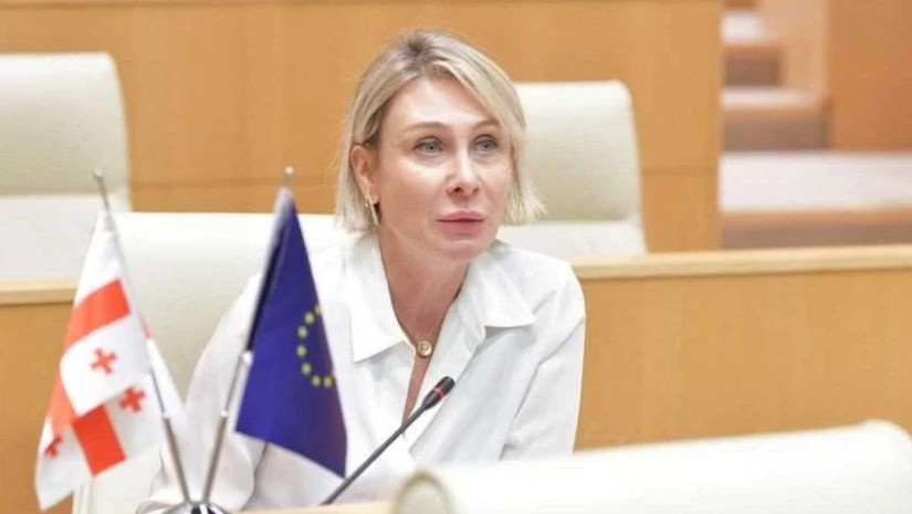 ნინო წილოსანი