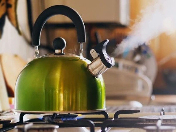 რატომ არ შეიძლება ორჯერ ადუღებული წყლის დალევა რატომ არ შეიძლება ორჯერ ადუღებული წყლის დალევა