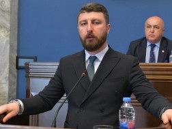 არჩილ გორდულაძე
