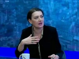 თაკო ჩარკვიანი