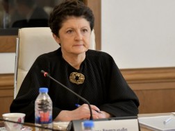 თეა წულუკიანი