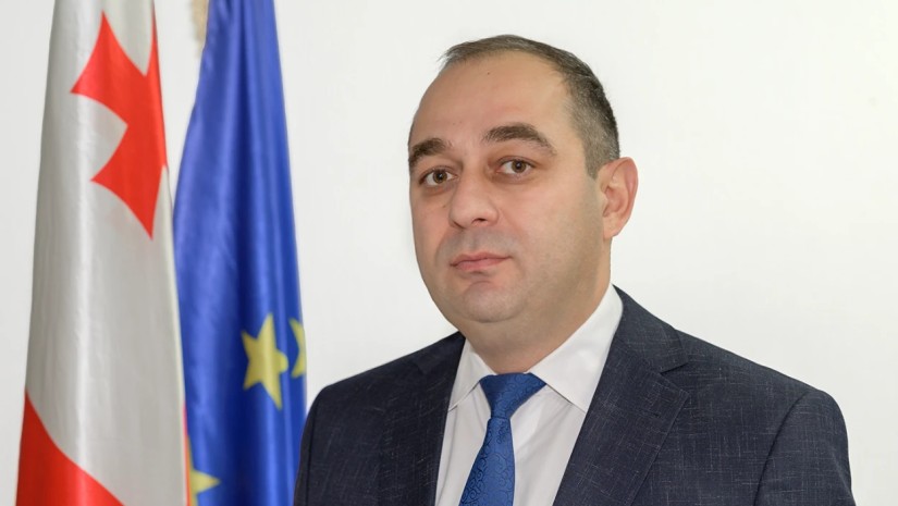 რევაზ ნადარაია