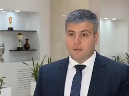 ლაშა გოგნიაშვილი 