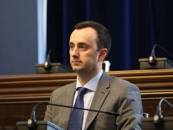 ლევან მახაშვილი