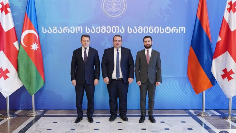 სამმხრივი შეხვედრა
