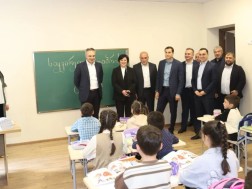 სკოლის გახსნა