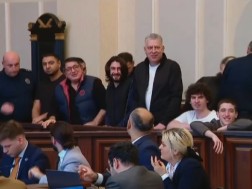 ზვიად ცეცხლაძე და კიდევ შვიდი პირი სასამართლომ წინასწარ პატიმრობაში დატოვა