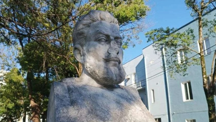 ბიუსტი