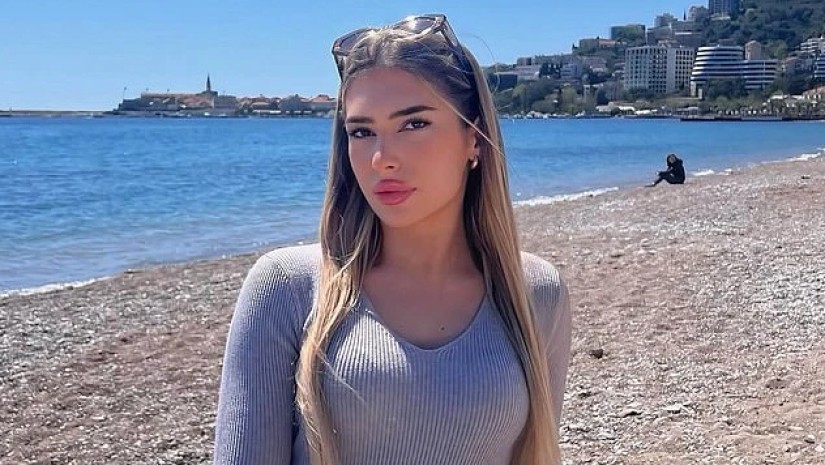 სტუდენტი